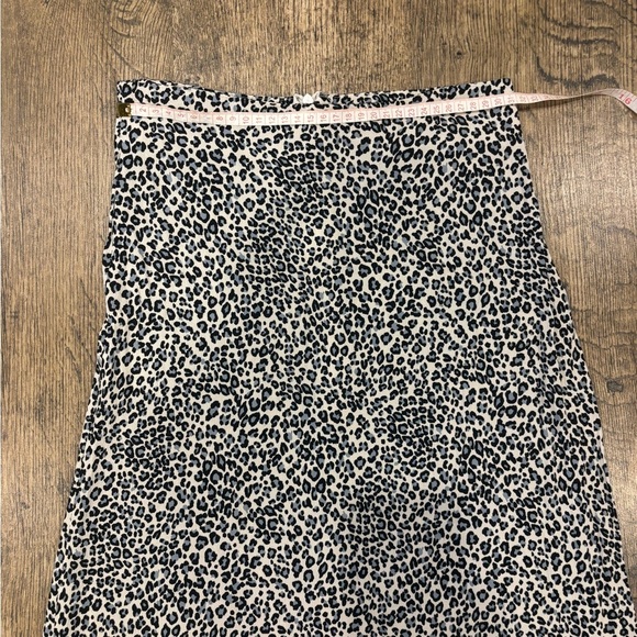 Brandy Melville Black/Blue and Cream Animal Print Skirt - Picture 5 of 9